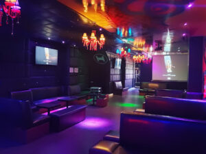 Halo Kitchen & Lounge-South Richmond Hill